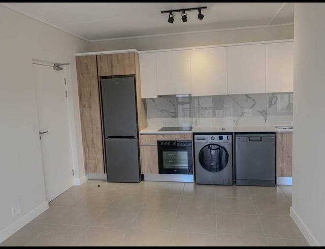 1 BEDROOM PROPERTY TO RENT IN RICHWOOD